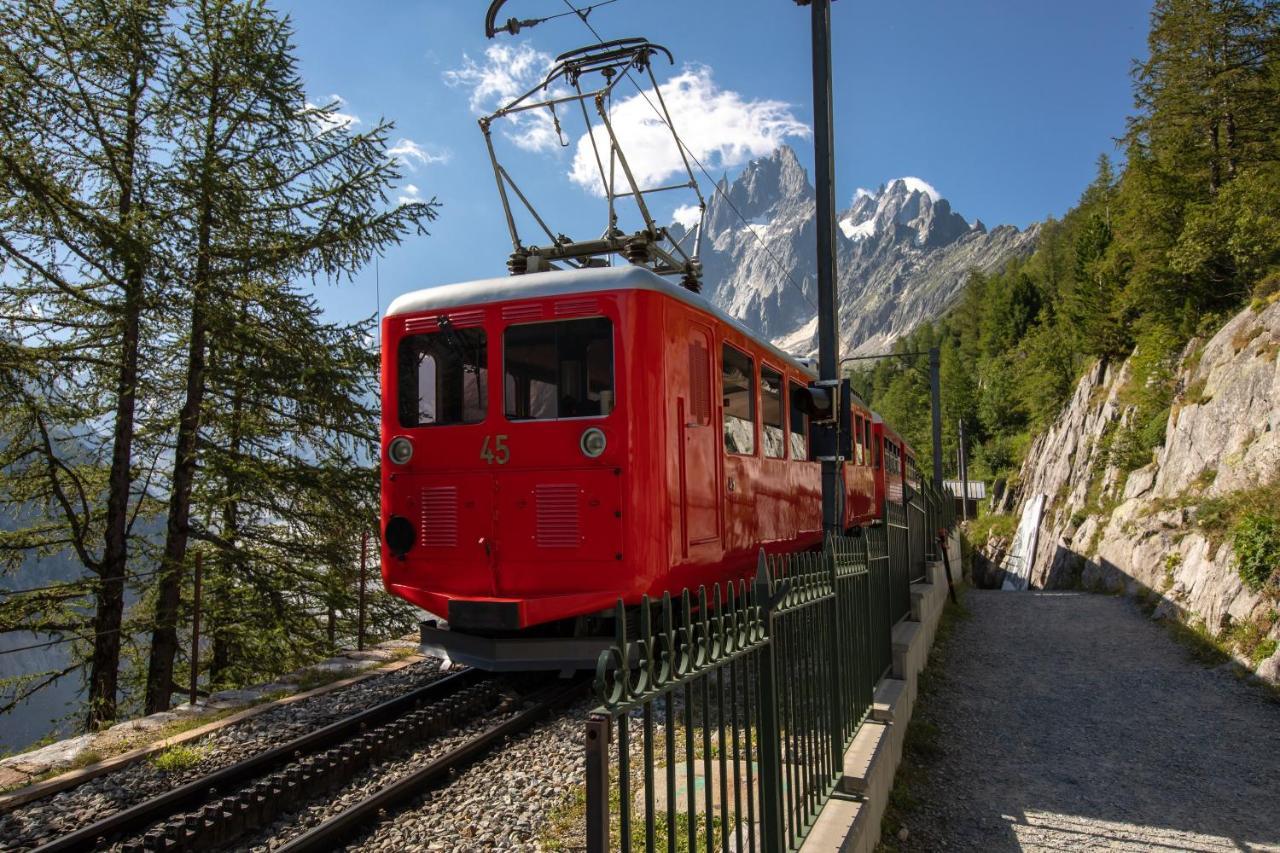 Refuge Du Montenvers Hotel Chamonix Bagian luar foto